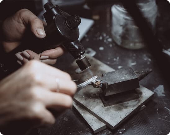 Why Choose Our Accounting Solutions for Gems and Jewellery Businesses?